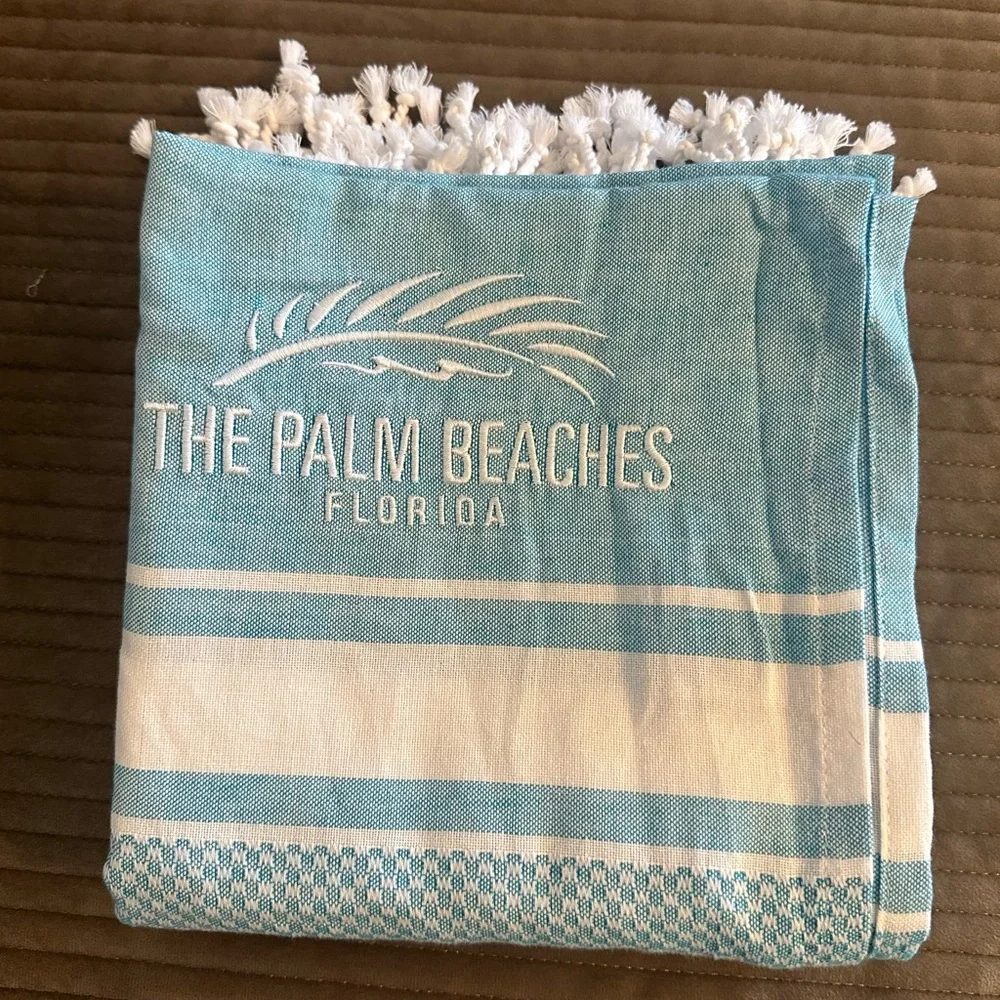 The Palm Beaches Florida Blue White Cotton Towel Set